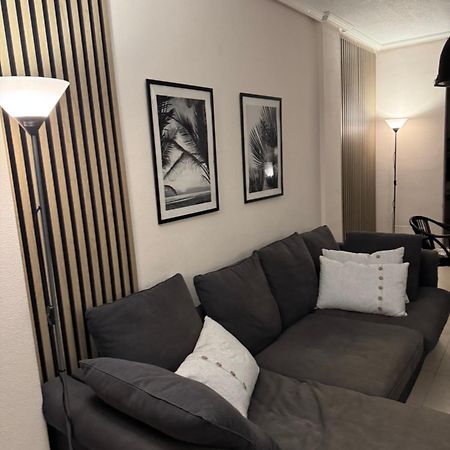 Fresh Apartment, 2 Bedroom, 2 Bathroom, 2 Lovely Poolareas ロス・アルカサレス エクステリア 写真